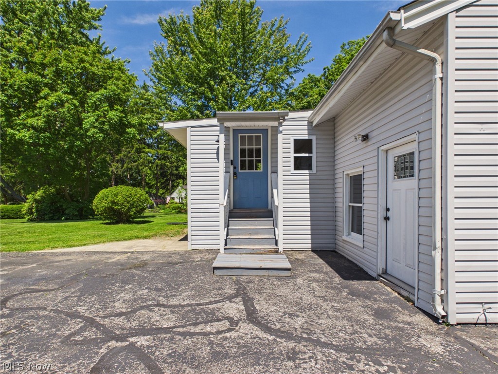 2542 Circle Drive Painesville OH 44077