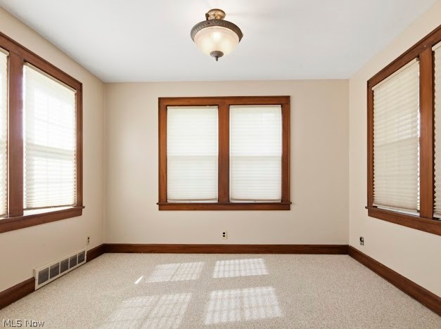 204 Como Street Struthers OH 44471