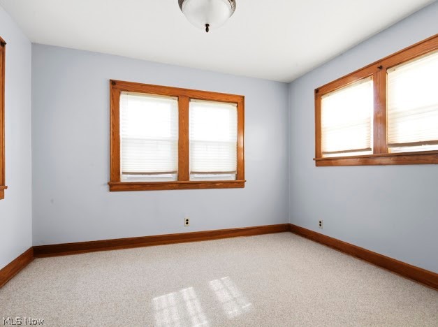 204 Como Street Struthers OH 44471