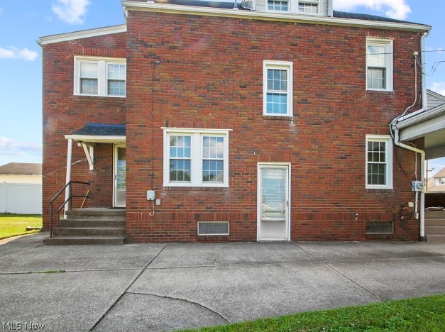 204 Como Street Struthers OH 44471
