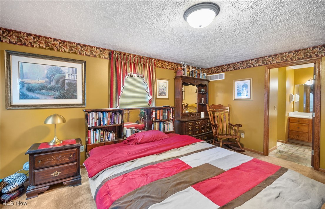 580 Colchester Court Akron OH 44319