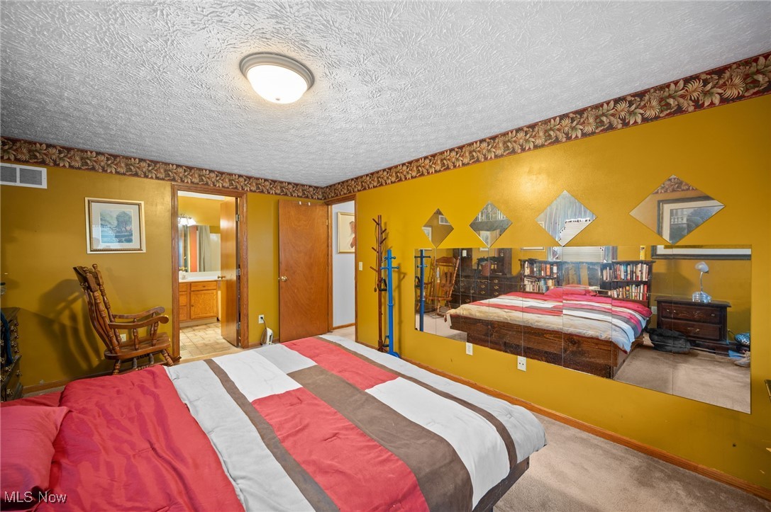 580 Colchester Court Akron OH 44319