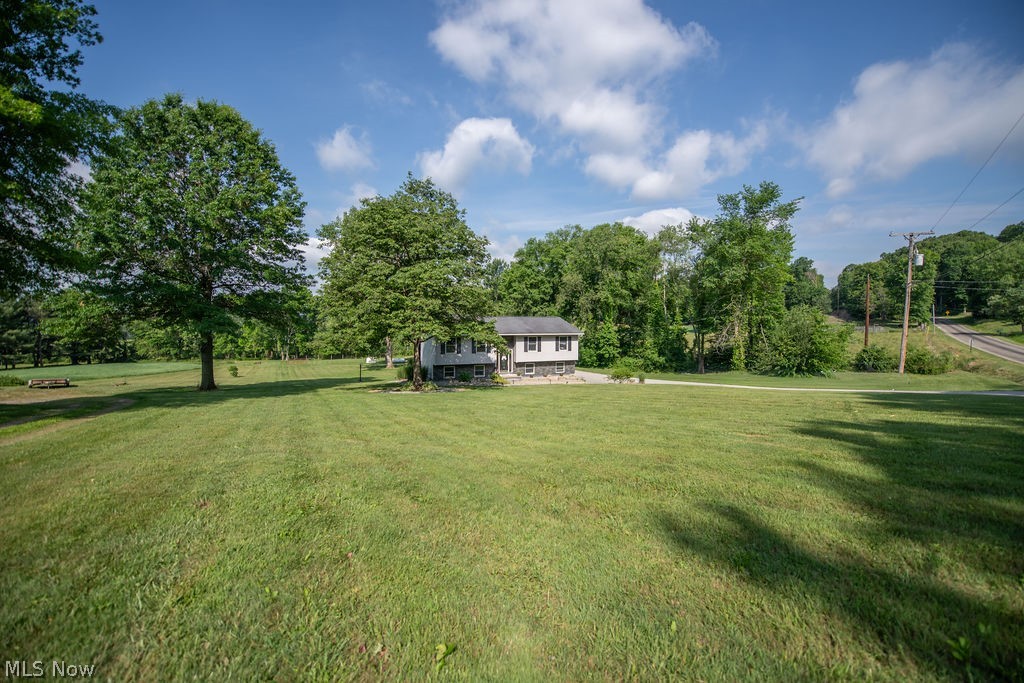 8334 Bailey Road NE Mineral City OH 44656