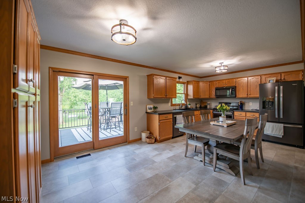 8334 Bailey Road NE Mineral City OH 44656