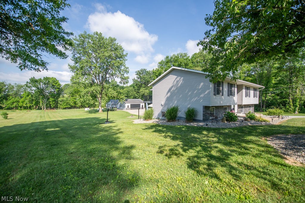 8334 Bailey Road NE Mineral City OH 44656