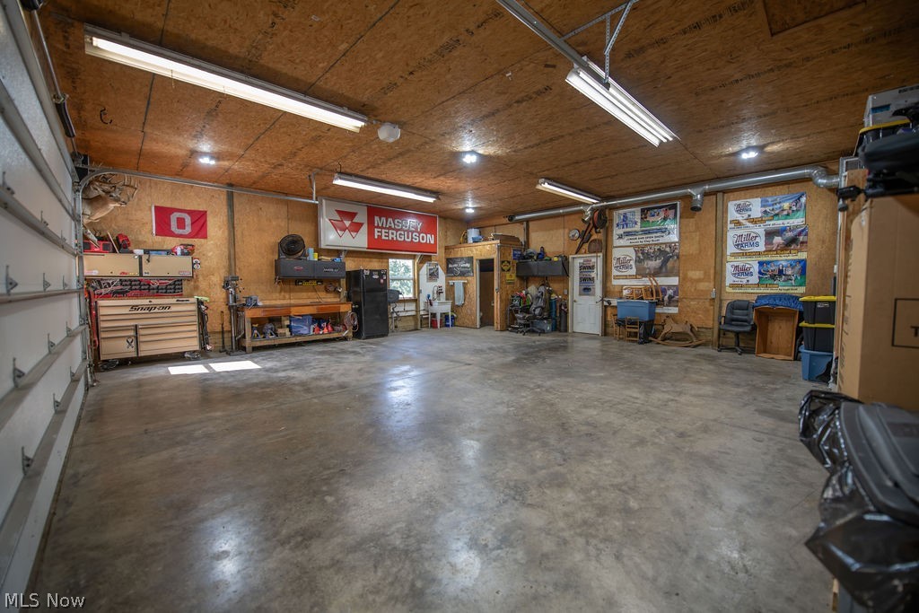 8334 Bailey Road NE Mineral City OH 44656