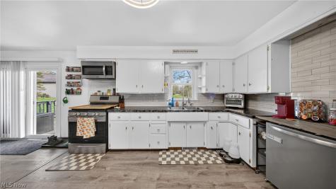 534 E Steels Corners Road Stow OH 44224