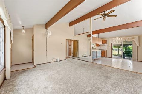 1226 Golden Gate Boulevard Mayfield Heights OH 44124