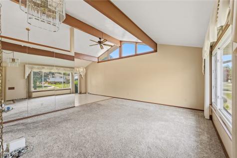 1226 Golden Gate Boulevard Mayfield Heights OH 44124