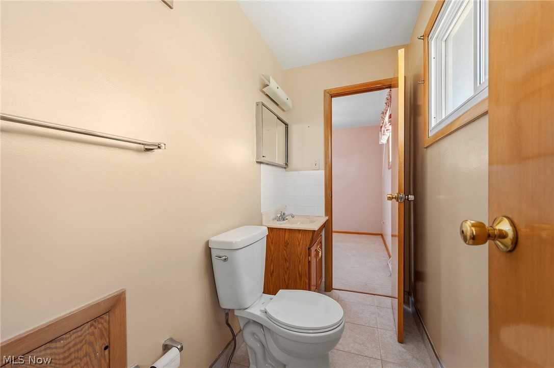 1226 Golden Gate Boulevard Mayfield Heights OH 44124