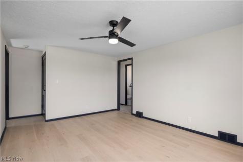 46175 Middle Ridge Road Amherst OH 44001