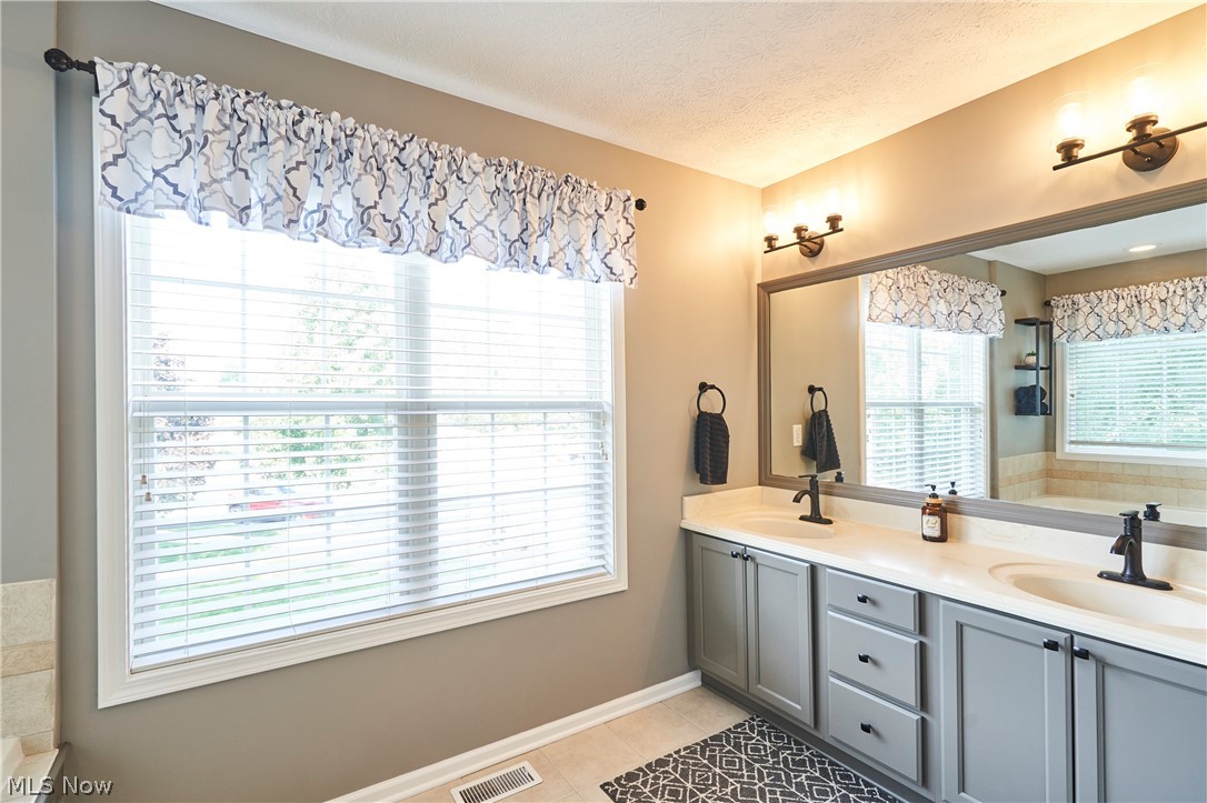 222 Emerald Avenue Streetsboro OH 44241