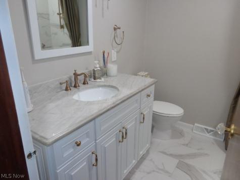 2791 Fleger Drive Parma OH 44134
