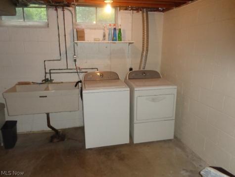 2791 Fleger Drive Parma OH 44134