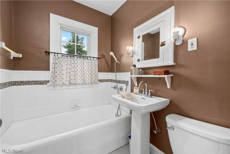 25947 Bagley Road Olmsted Falls OH 44138