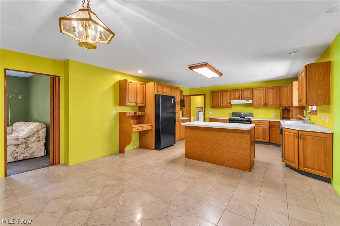 8935 Oberlin Road Elyria OH 44035