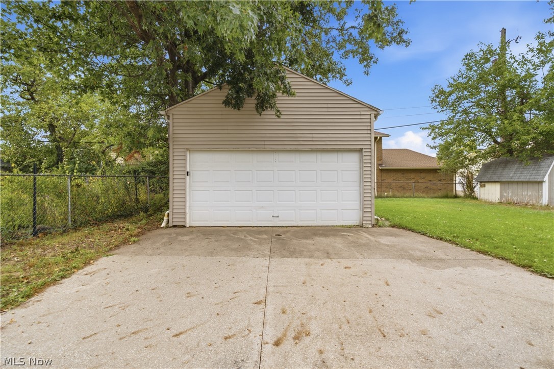6534 Aylesworth Drive Parma Heights OH 44130