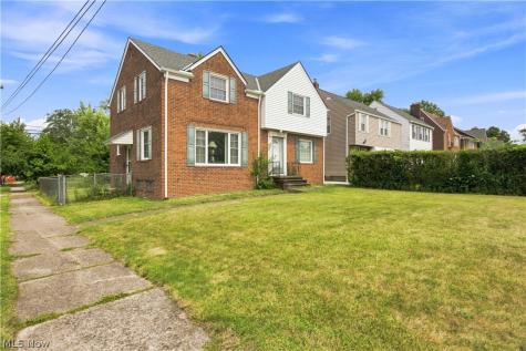 13577 Cedar Road University Heights OH 44118