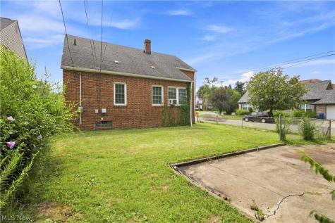 13577 Cedar Road University Heights OH 44118