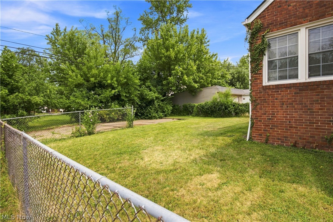 13577 Cedar Road University Heights OH 44118