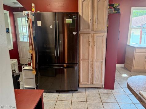 193 Fremont Avenue Akron OH 44312