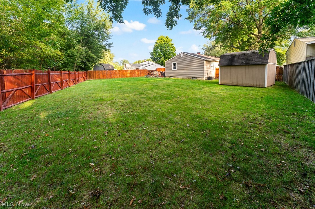 113 Bentwillow Niles OH 44446