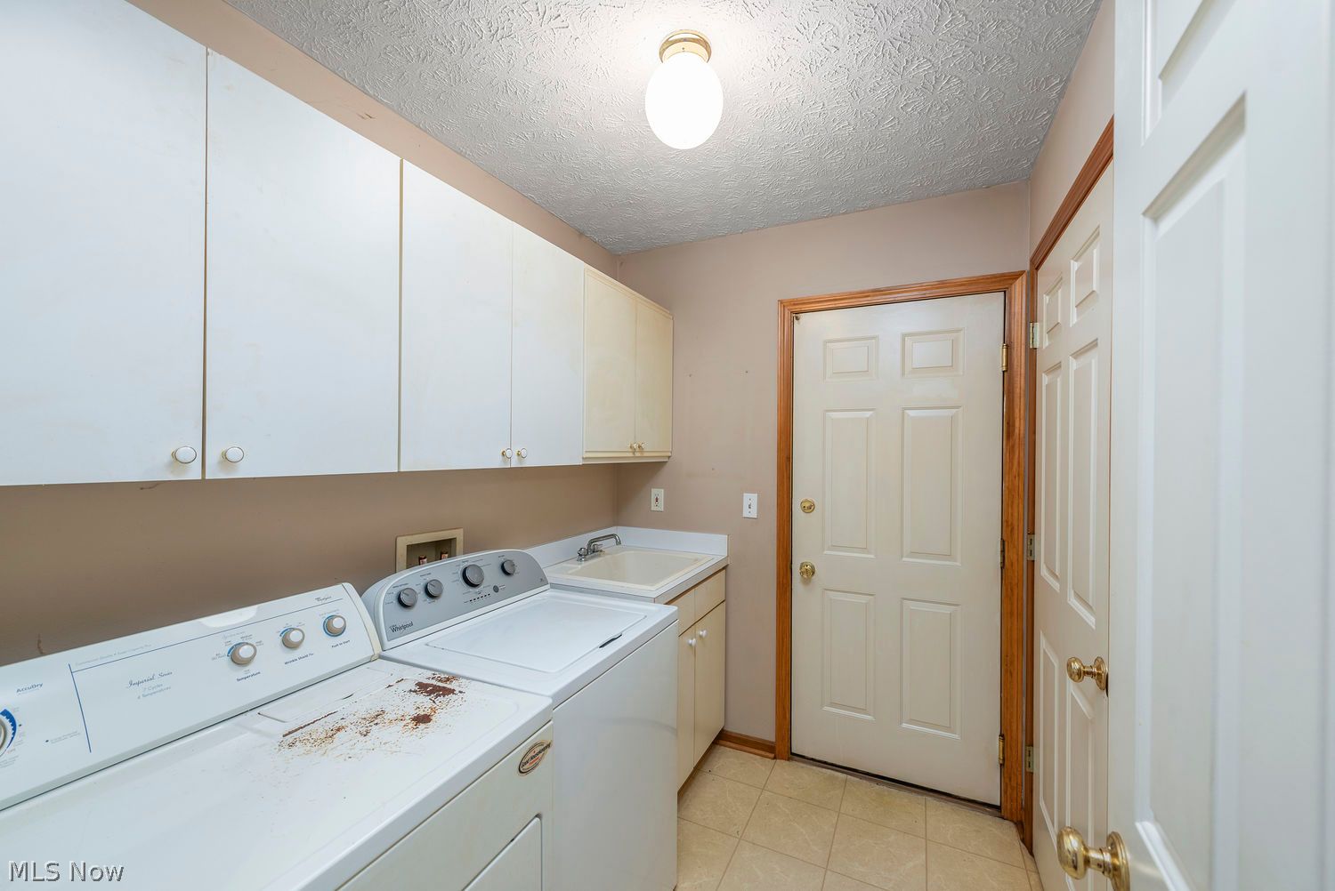 16826 Newport Lane Middleburg Heights OH 44130