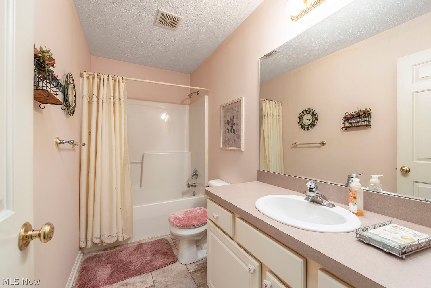 16826 Newport Lane Middleburg Heights OH 44130