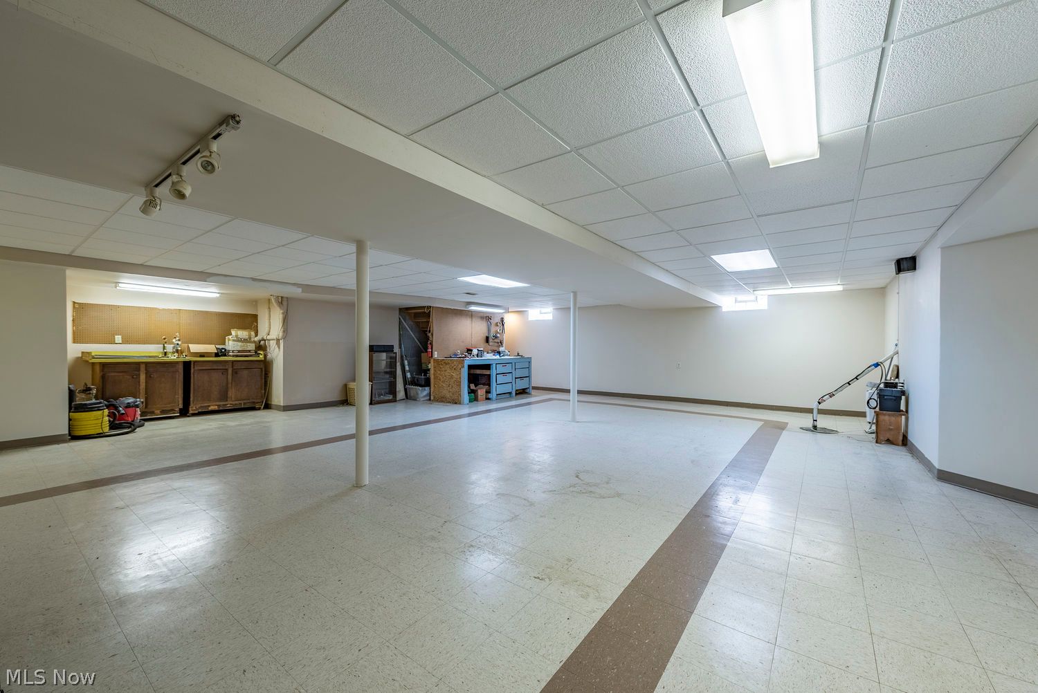 16826 Newport Lane Middleburg Heights OH 44130