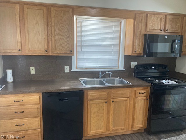 310 N Mecca Street Cortland OH 44410