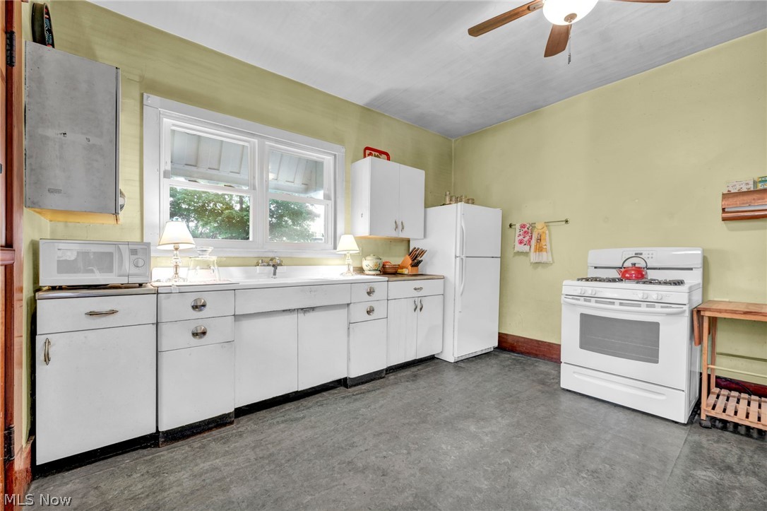 56 Bridge Street Newton Falls OH 44444