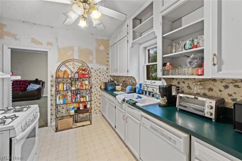 250 Plymouth Road Eastlake OH 44095