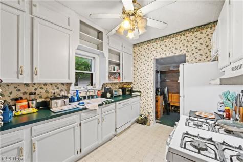 250 Plymouth Road Eastlake OH 44095