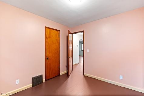 4630 Cleveland Avenue S Canton OH 44707