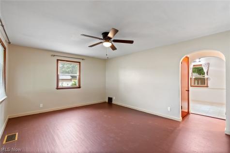 4630 Cleveland Avenue S Canton OH 44707