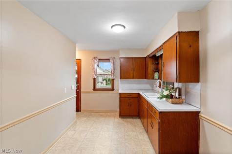 4630 Cleveland Avenue S Canton OH 44707