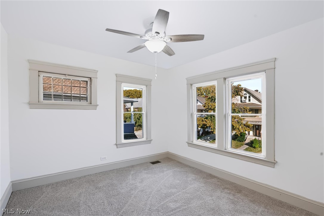 1902 W 73 Street Cleveland OH 44102