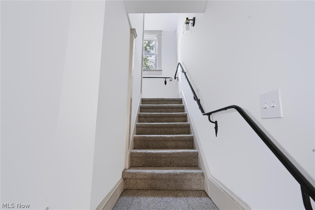 1902 W 73 Street Cleveland OH 44102