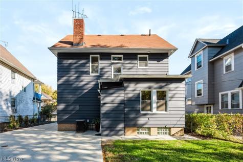 1902 W 73 Street Cleveland OH 44102