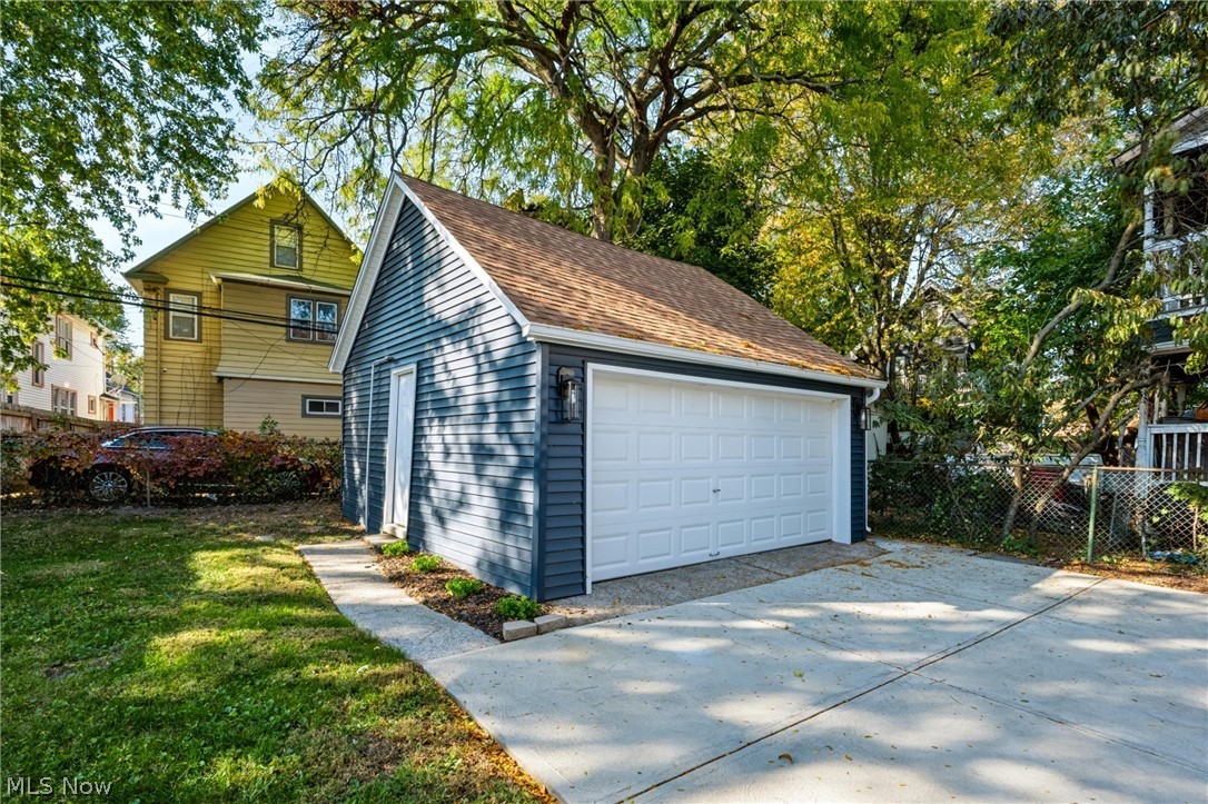 1902 W 73 Street Cleveland OH 44102