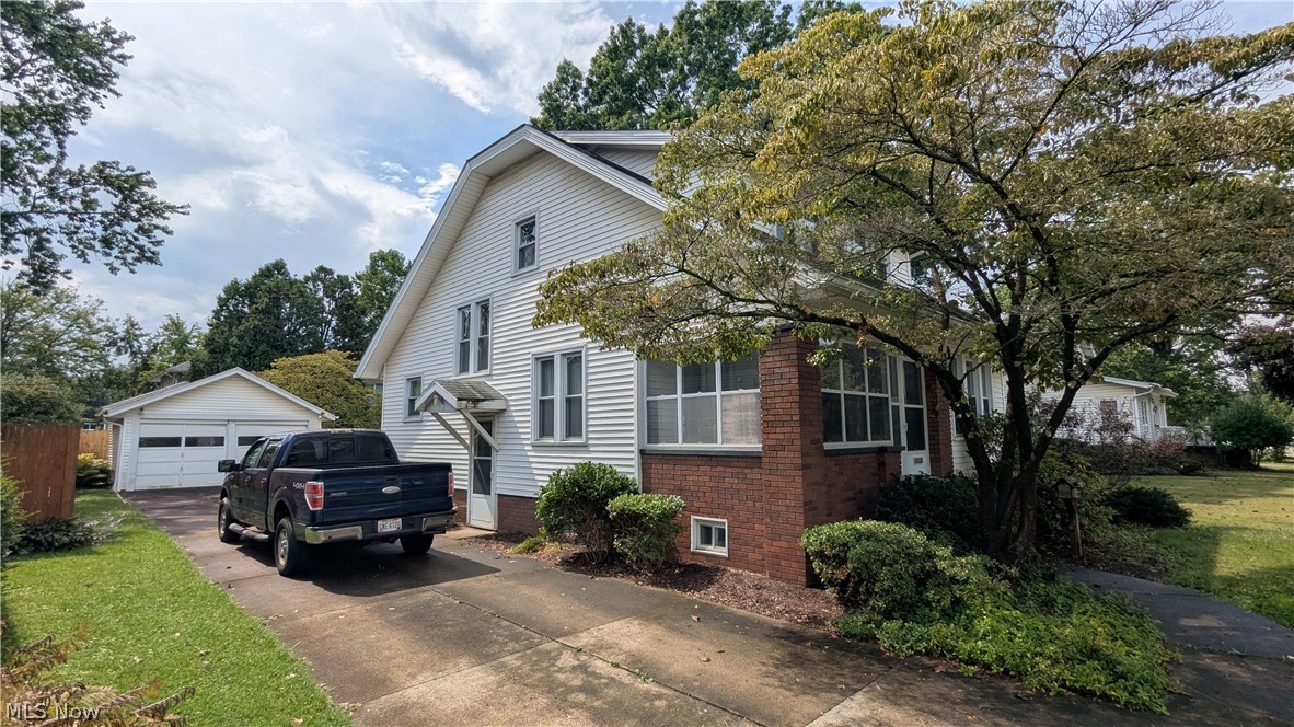 1611 Byron Avenue SW Massillon OH 44647