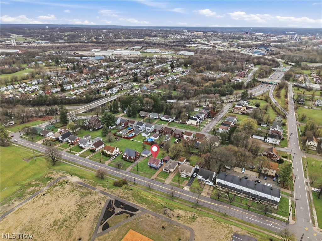 211 N Belle Vista Avenue Youngstown OH 44509