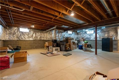 30 Pine Villa Trail Aurora OH 44202