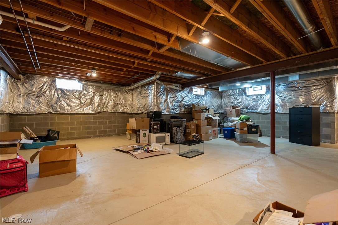 30 Pine Villa Trail Aurora OH 44202