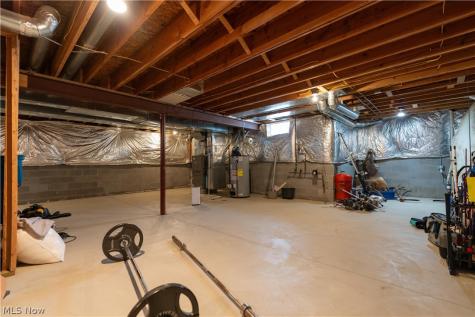 30 Pine Villa Trail Aurora OH 44202
