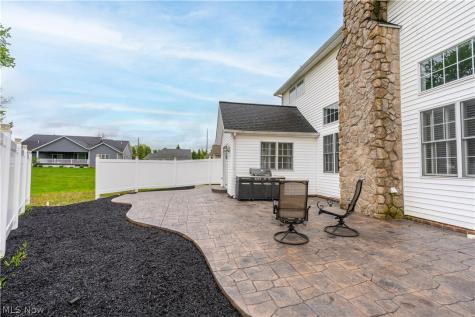 30 Pine Villa Trail Aurora OH 44202