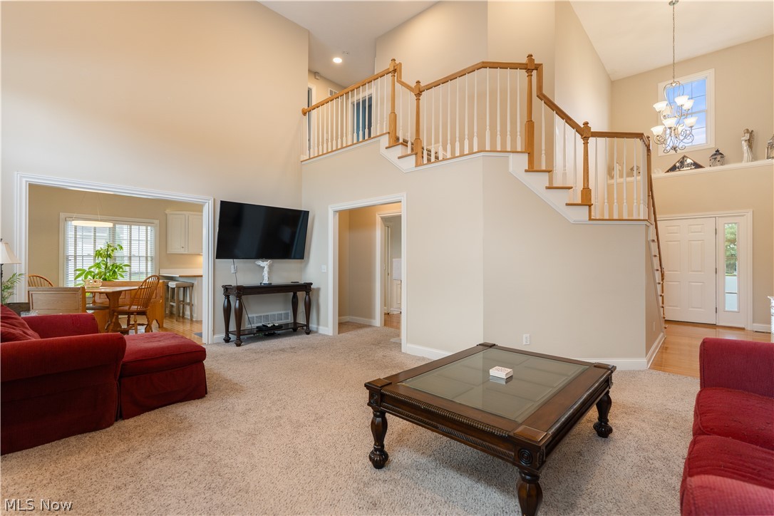 30 Pine Villa Trail Aurora OH 44202