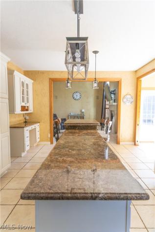 8808 Eastlynn Avenue NW Massillon OH 44646
