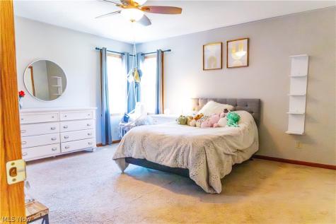 8808 Eastlynn Avenue NW Massillon OH 44646