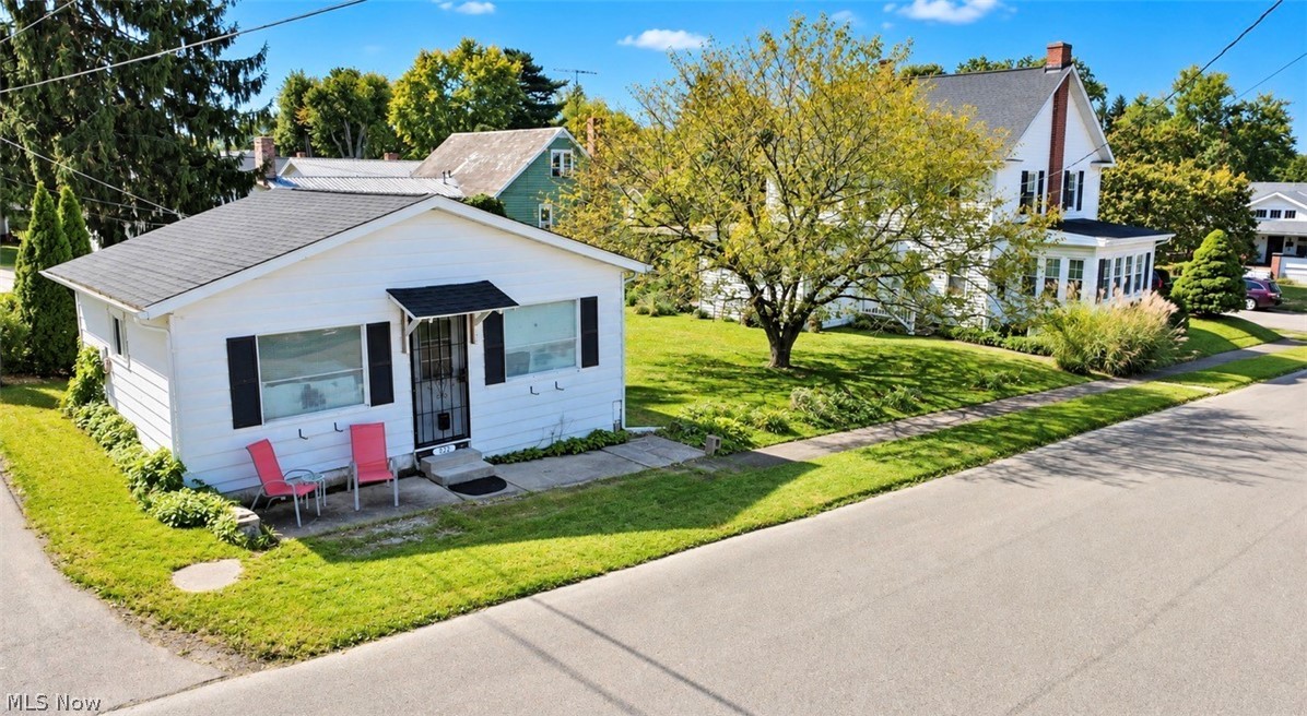 1936 Hazel Avenue Zanesville OH 43701